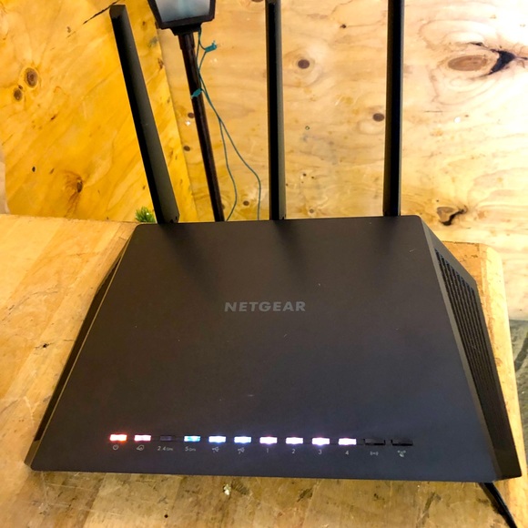 netgear Networking Netgear Nighthawk R700 Dualband Wifi Gigabit